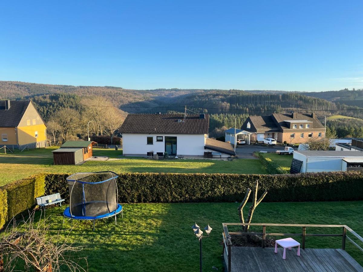 Wohnung Mit Panoramablick Герольштайн Экстерьер фото